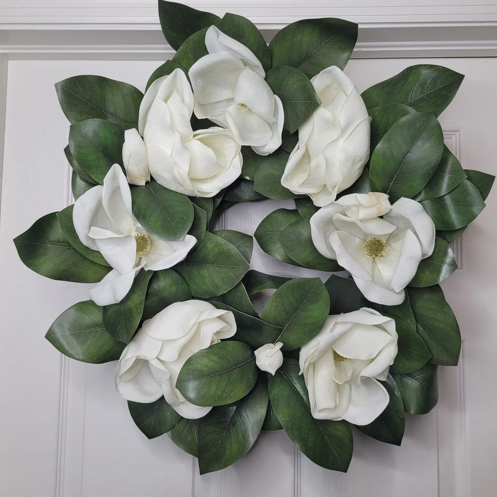 Grandin Road Magnolia Wreath 24 Inch White Floral Faux Greenery 162548